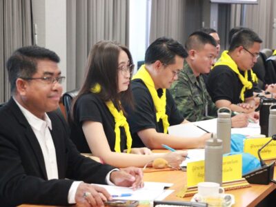 วันอังคารที่ 10 กุมภาพันธ์ 2569 เวลา 13.30 น. นางสาวจุฬาลักษณ์ อินทรพัฒน์ ผู้อำนวยการสำนักตรวจเงินแผ่นดินจังหวัดลำพูน มอบหมายให้นางสาววิกาญดา วงศ์ขัติ ผู้อำนวยการกลุ่ม เข้าร่วมประชุมหารือการจัดกิจกรรมจิตอาสาก่อสร้างฝายชะลอน้ำตามโครงการหนึ่งความดี ล้านความรัก ภูมิใจภักดิ์ พระพันปีหลวง